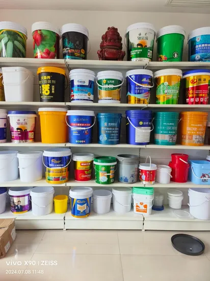 Personalize a cubeta redonda branca plástica transparente da pintura da cor